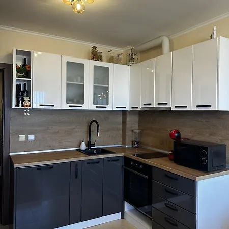 Riviera 3 *